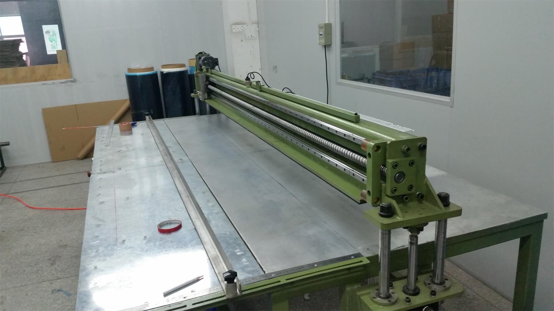 大寬幅（fú）自動裁床